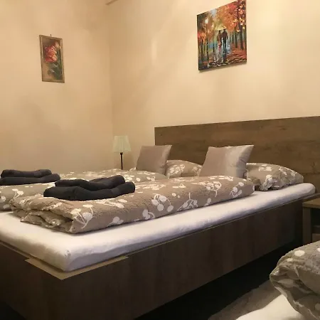 Stefi Apartman شقة إغير